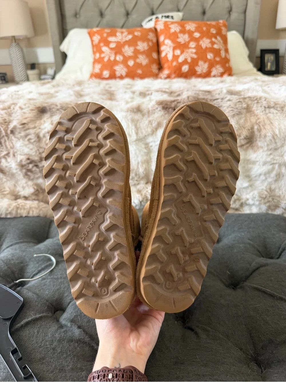 BearPaw Youth Size 3 Short Shearling-Lined Boots in Chestnut Tan